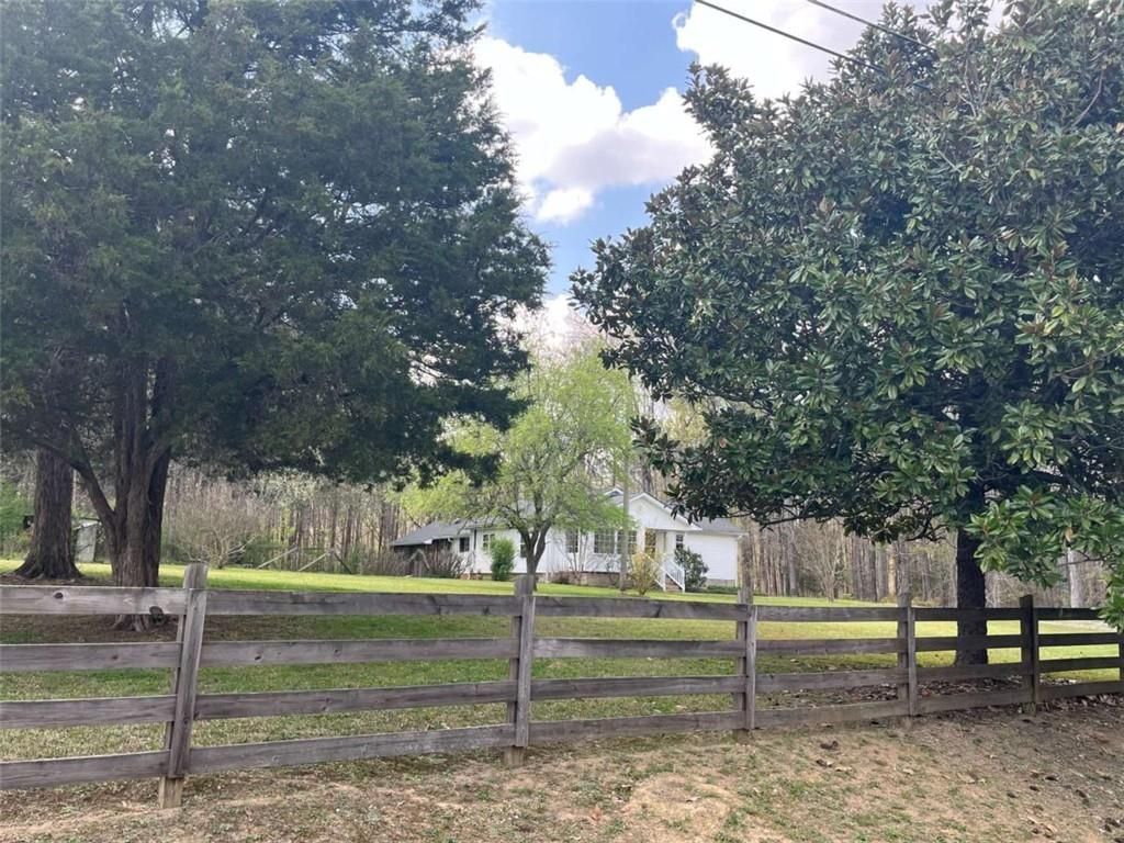 1725 NE Floyd Springs Road, Armuchee, GA 30105 Main Photo