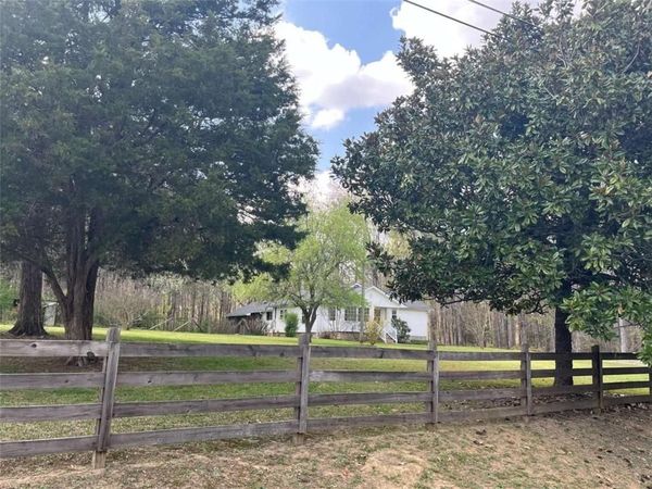 1725 NE Floyd Springs Road, Armuchee, GA 30105