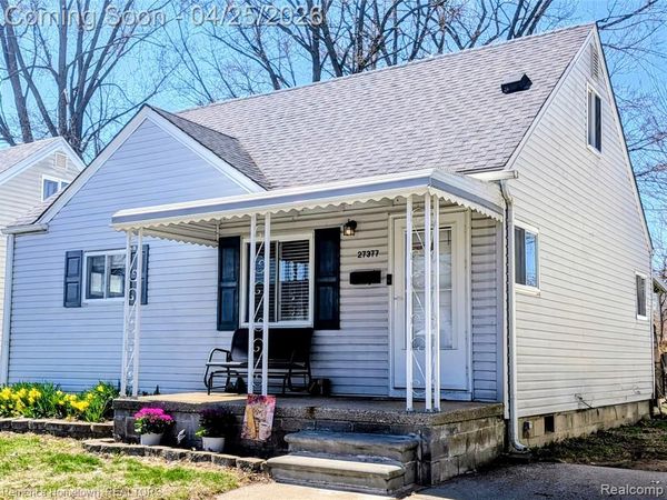 27377 Palmer Boulevard , Madison Heights, MI 48071