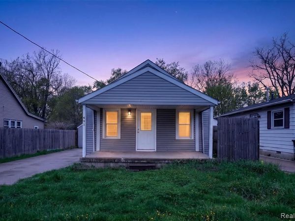 4910 HUGHES Road, Lansing, MI 48910