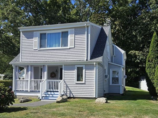 341 Seaview Avenue, Swansea, MA 02777