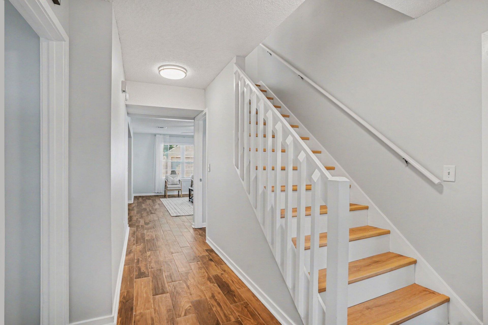 2026 Armory Drive Photo 13