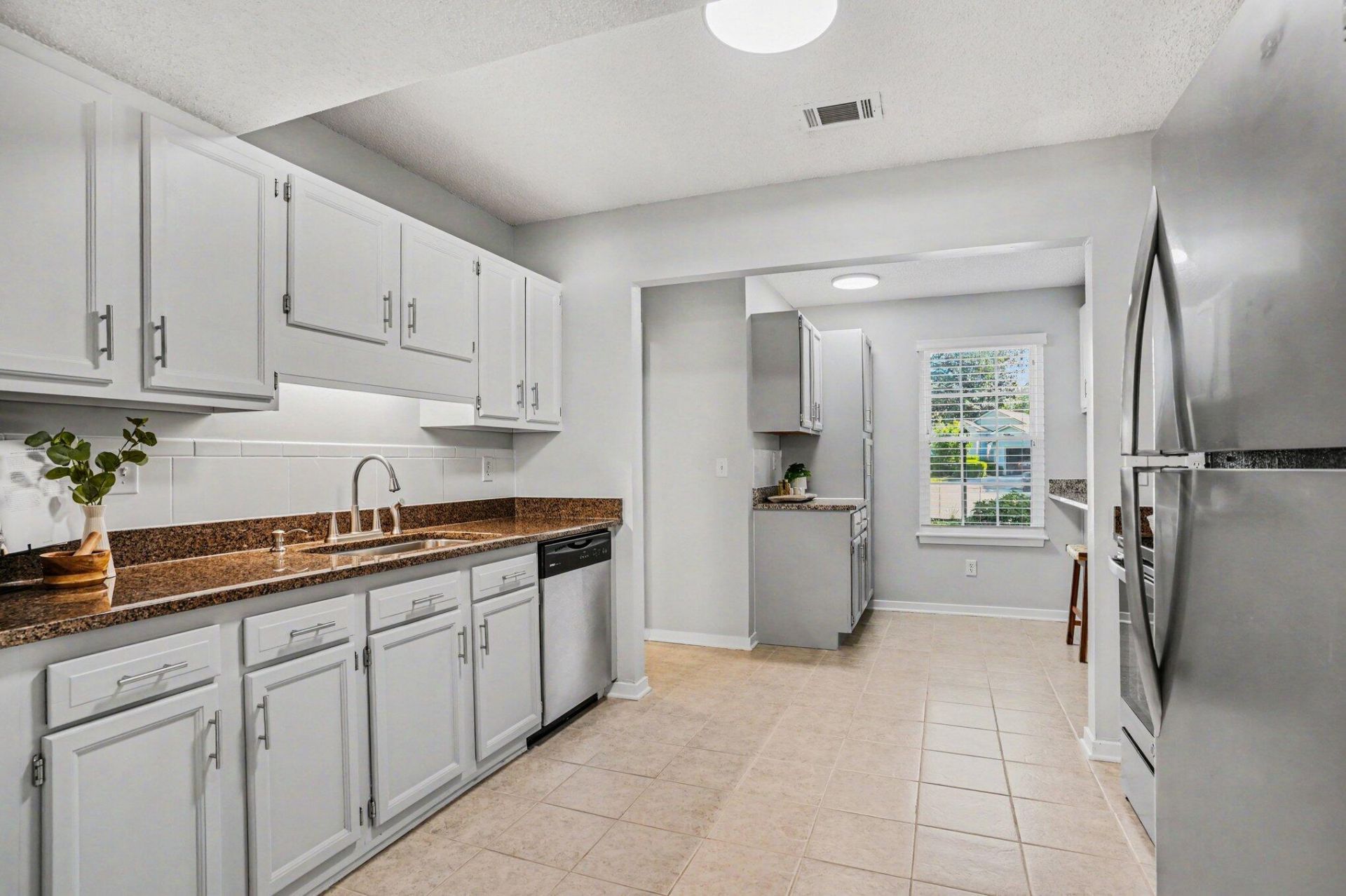 2026 Armory Drive Photo 16