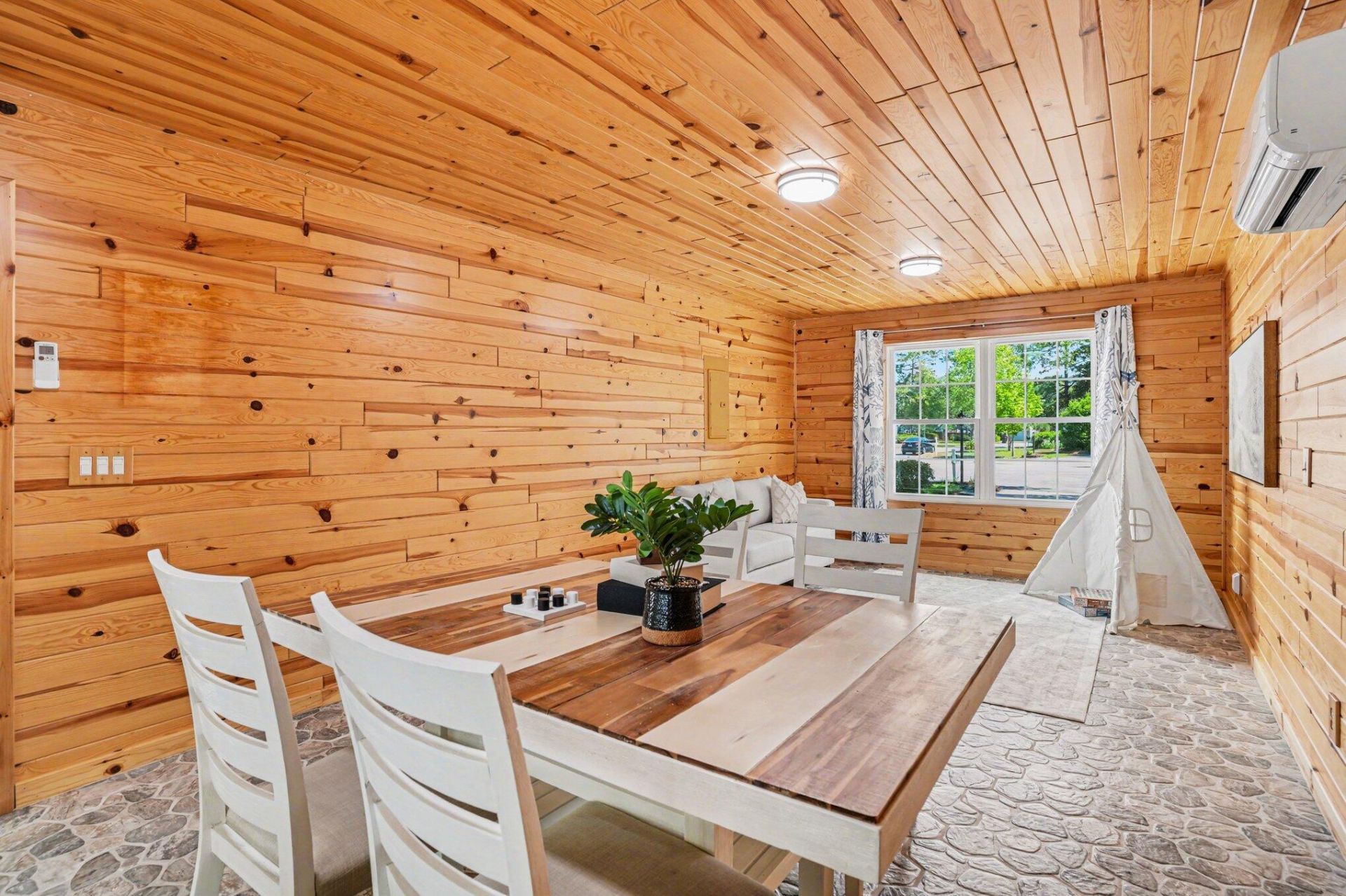 2026 Armory Drive Photo 22