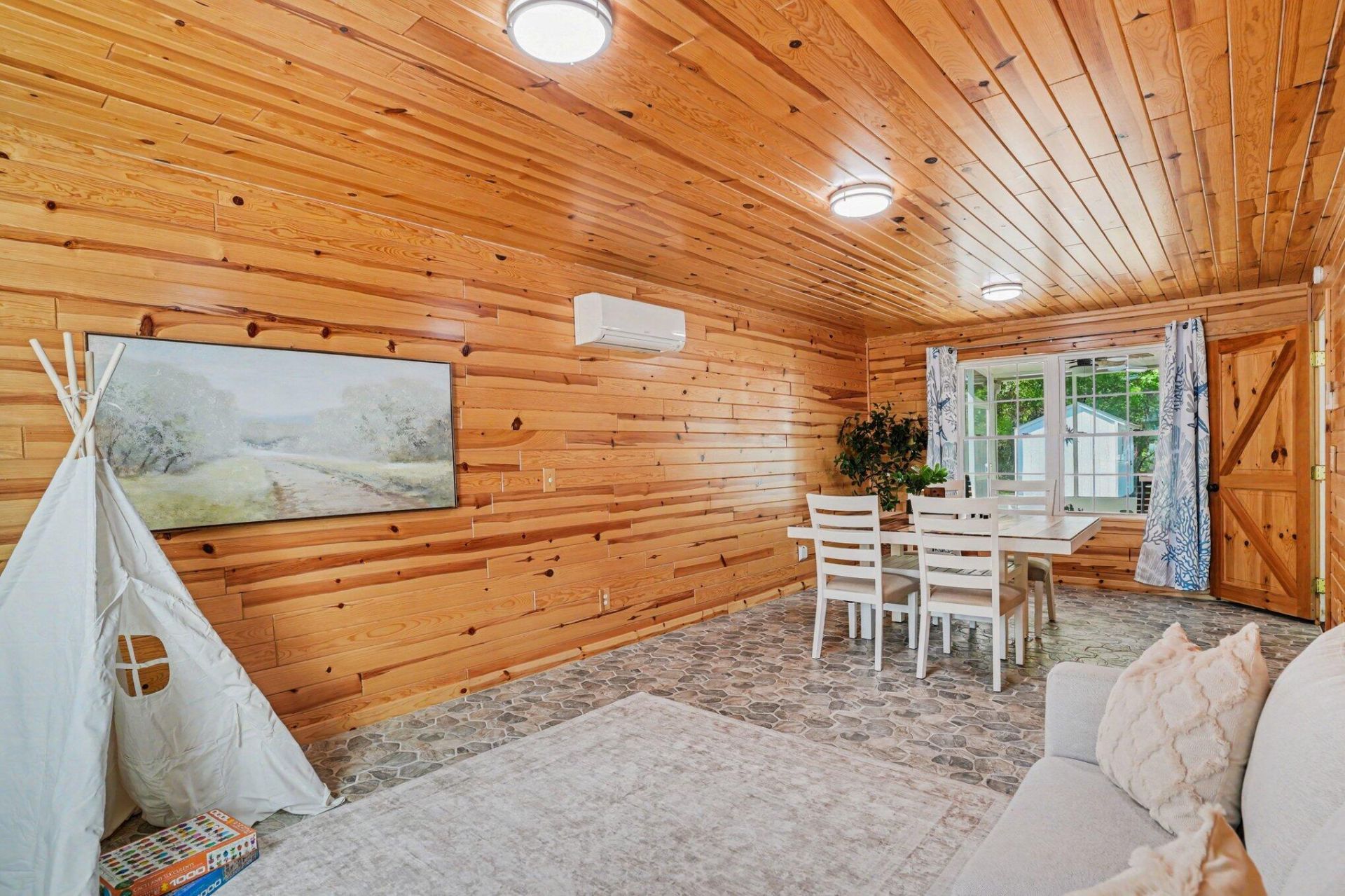 2026 Armory Drive Photo 23