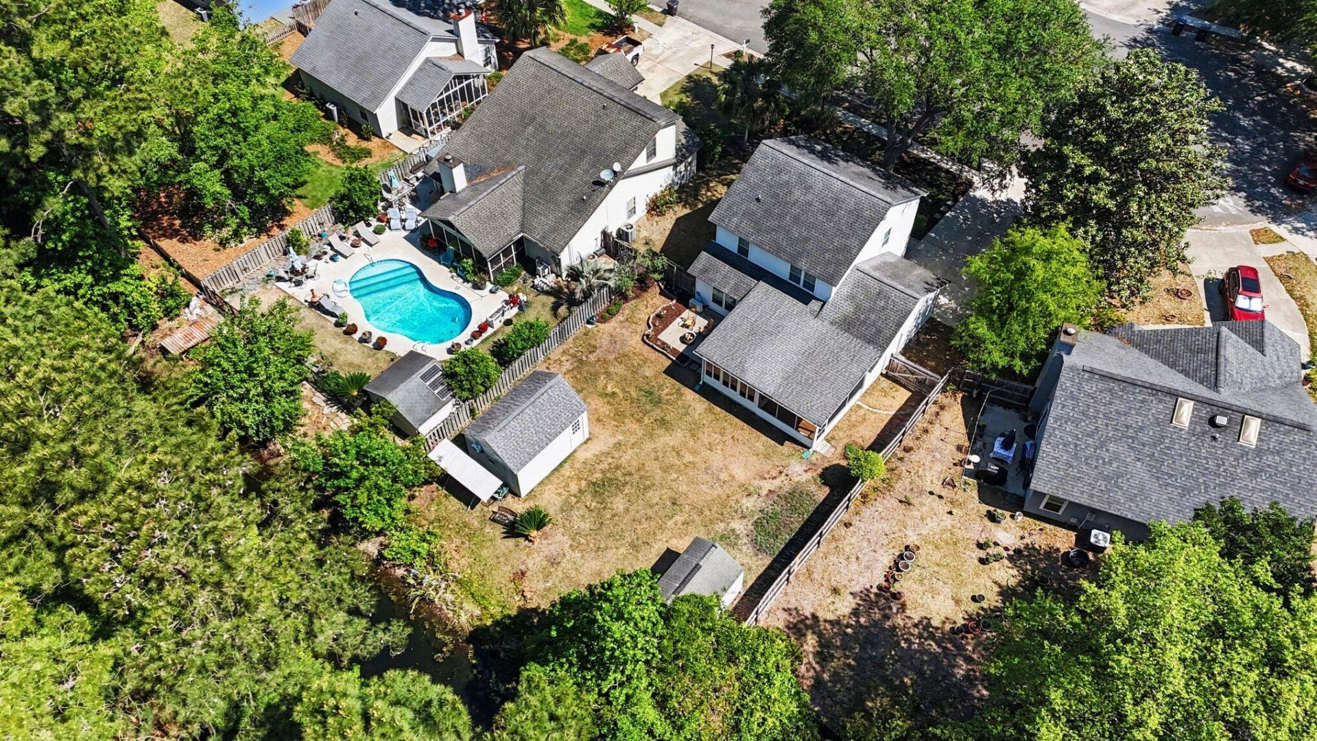 2026 Armory Drive Photo 38