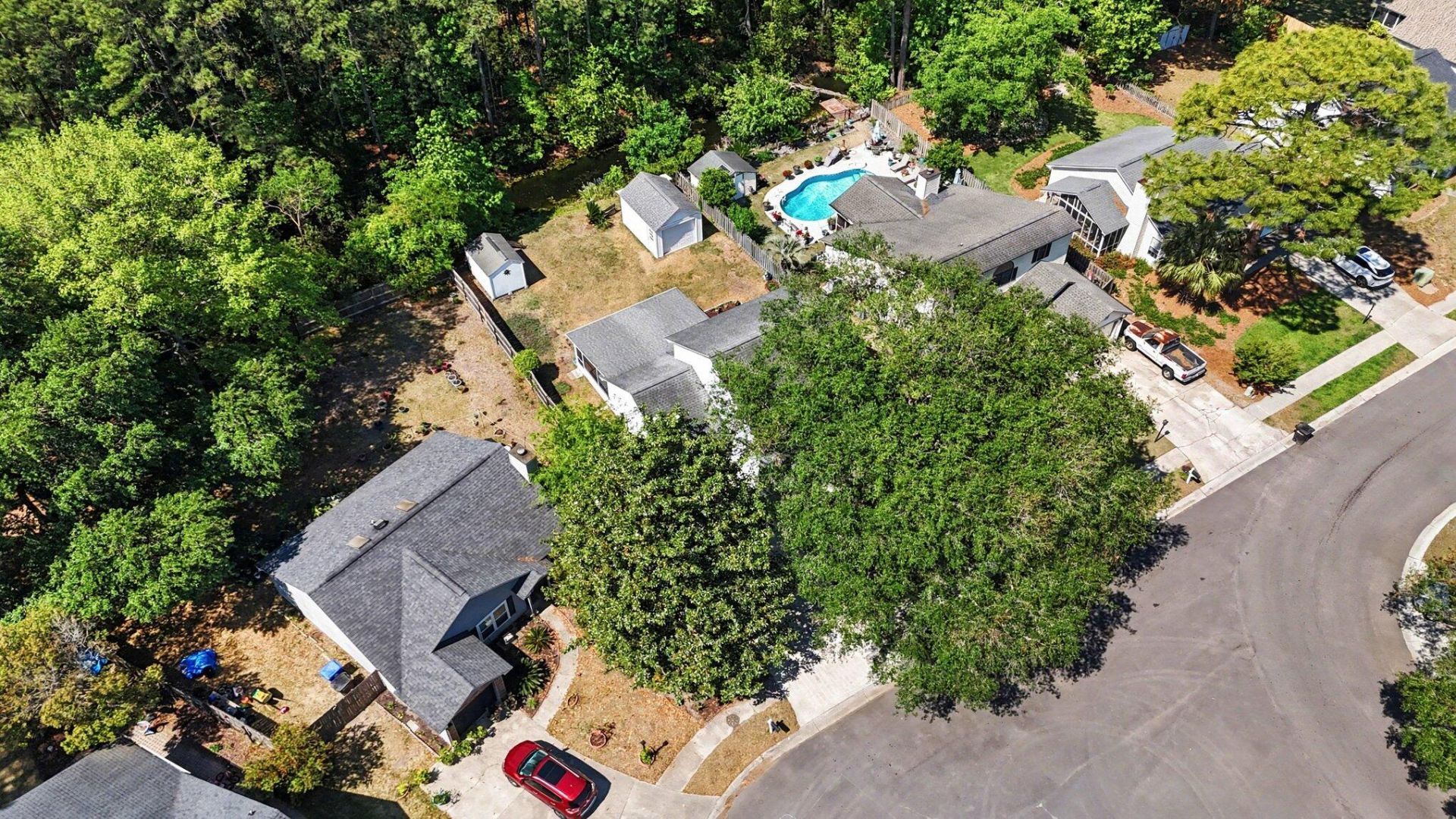 2026 Armory Drive Photo 39