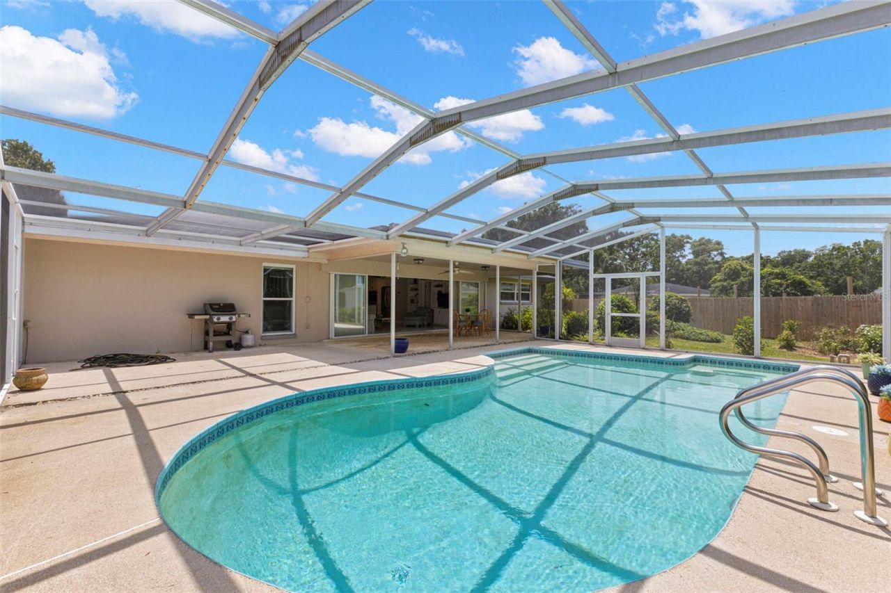 2670 Westchester Drive N, Clearwater, FL 33761 Photo