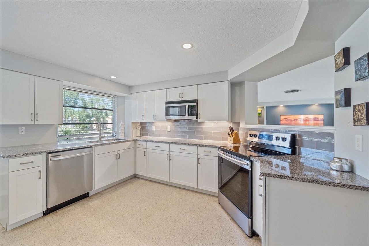 611 Venice Lane, Sarasota, FL 34242 Photo