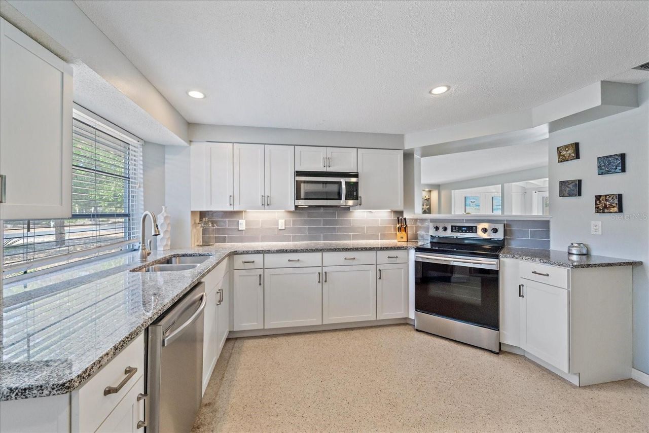 611 Venice Lane, Sarasota, FL 34242 Photo