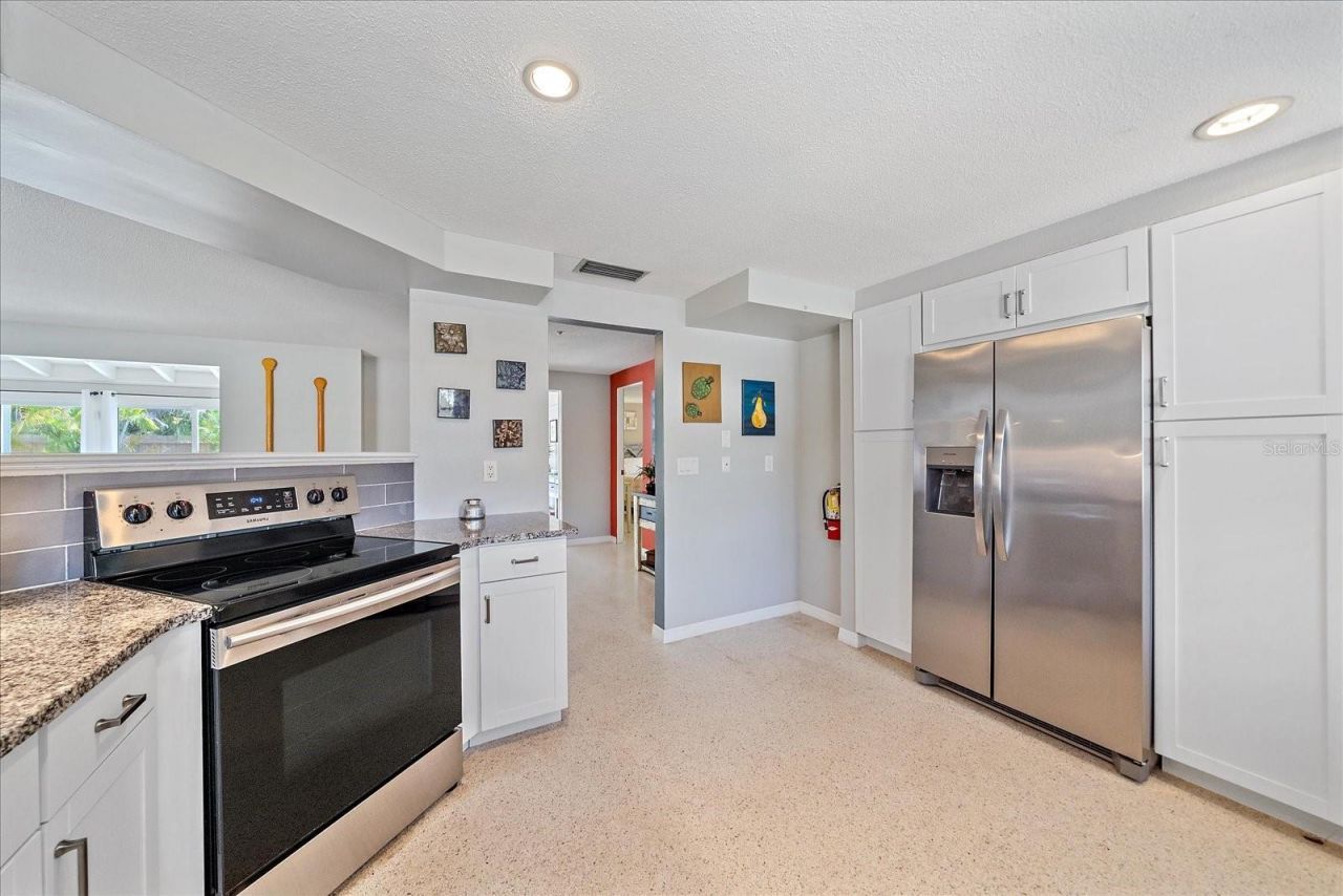 611 Venice Lane, Sarasota, FL 34242 Photo