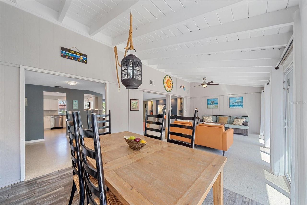 611 Venice Lane, Sarasota, FL 34242 Photo