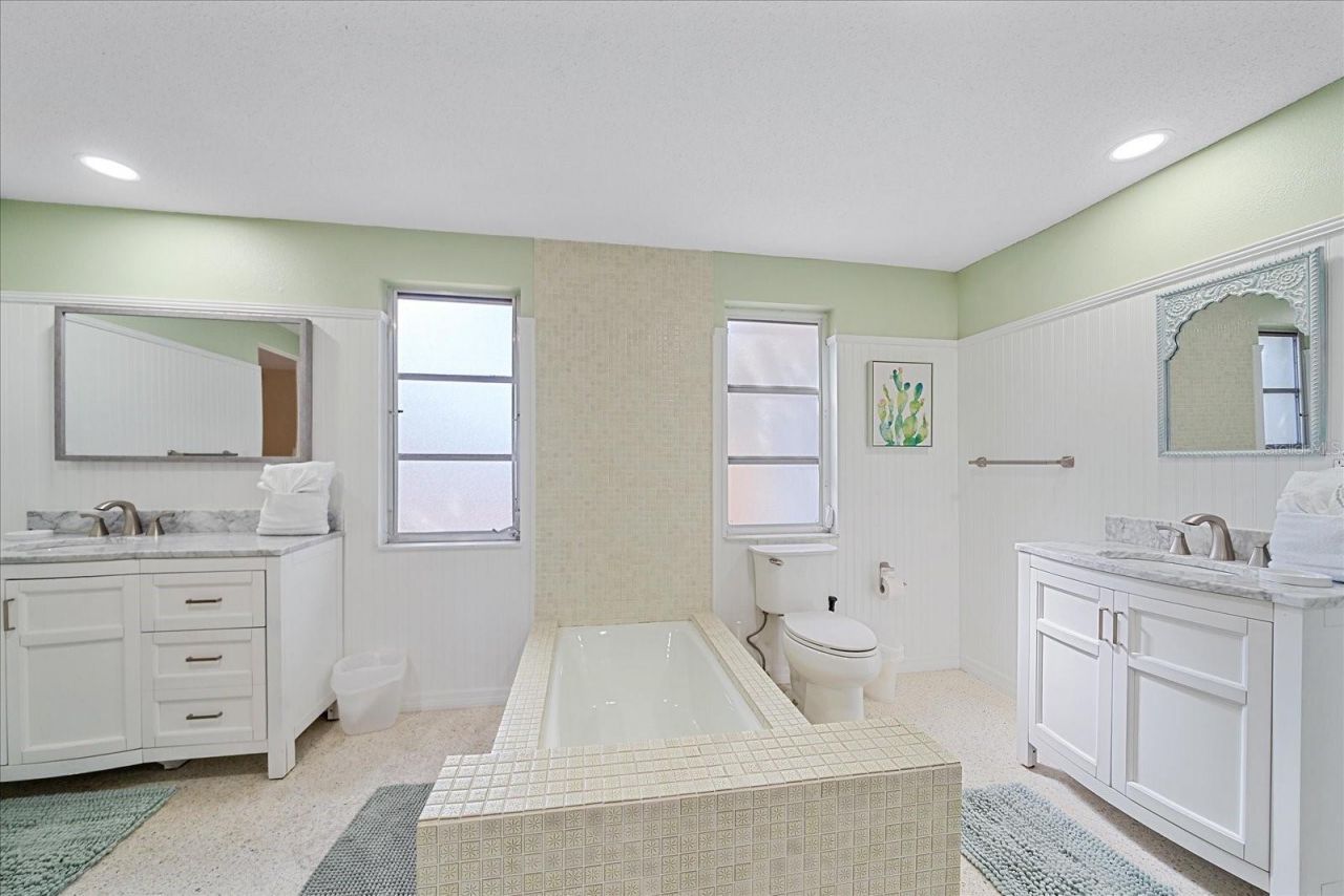 611 Venice Lane, Sarasota, FL 34242 Photo