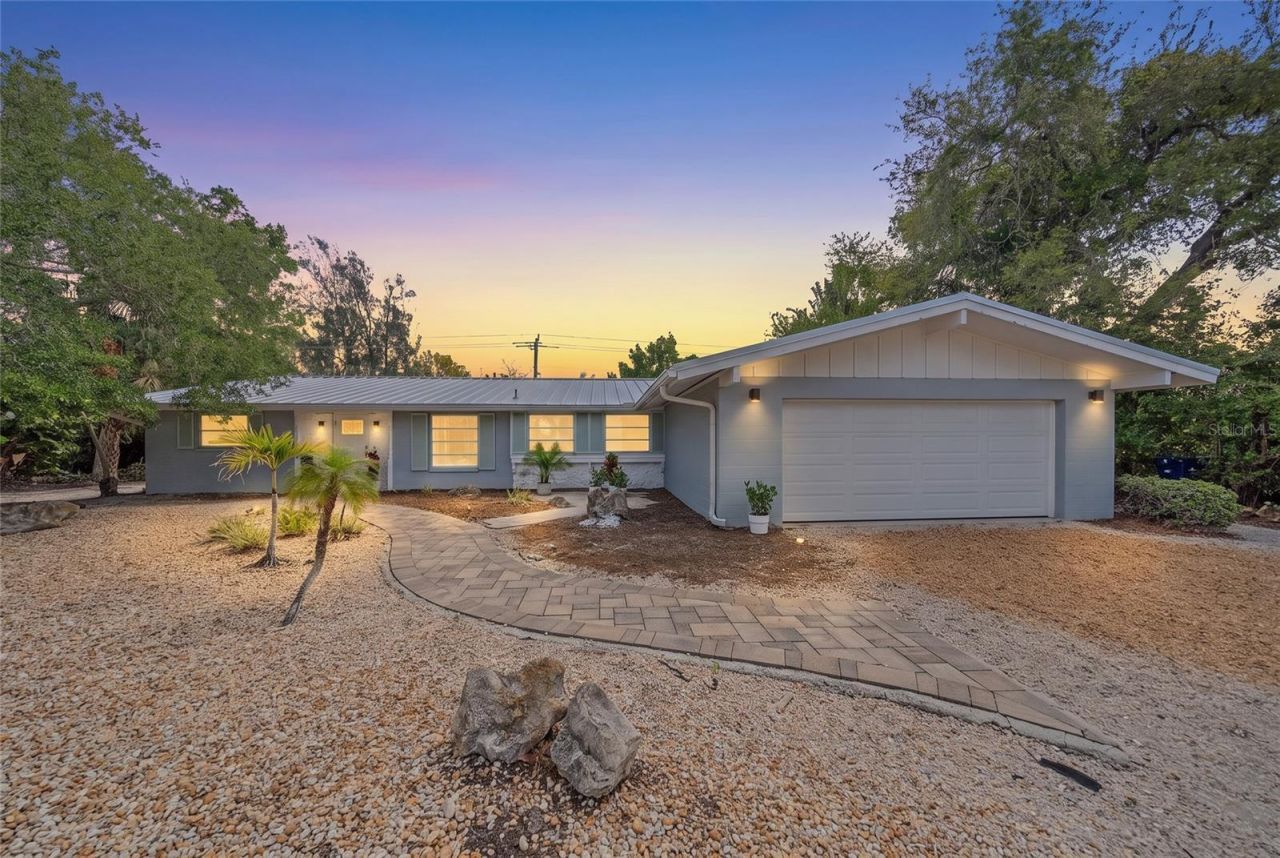 611 Venice Lane, Sarasota, FL 34242 Photo