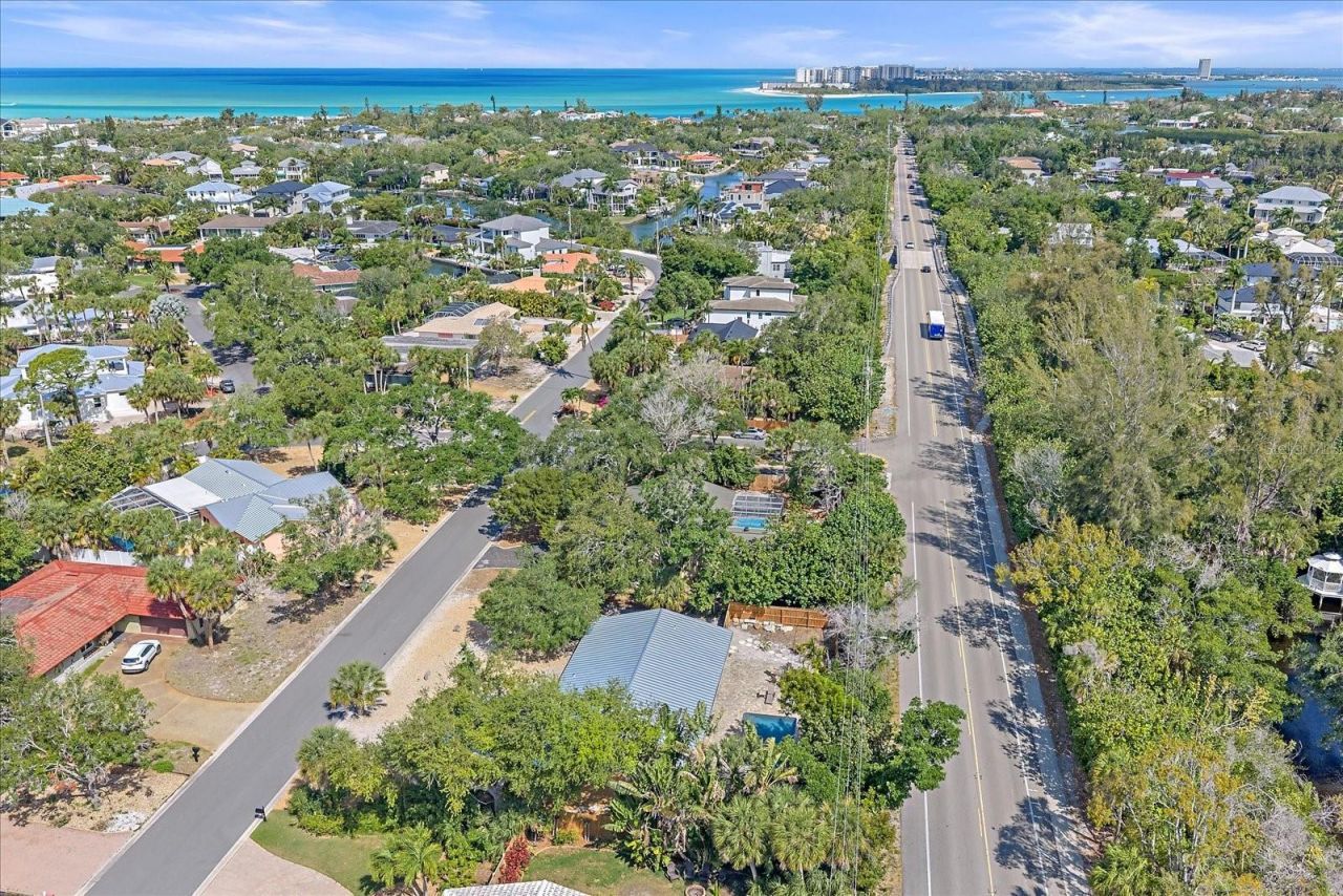 611 Venice Lane, Sarasota, FL 34242 Photo