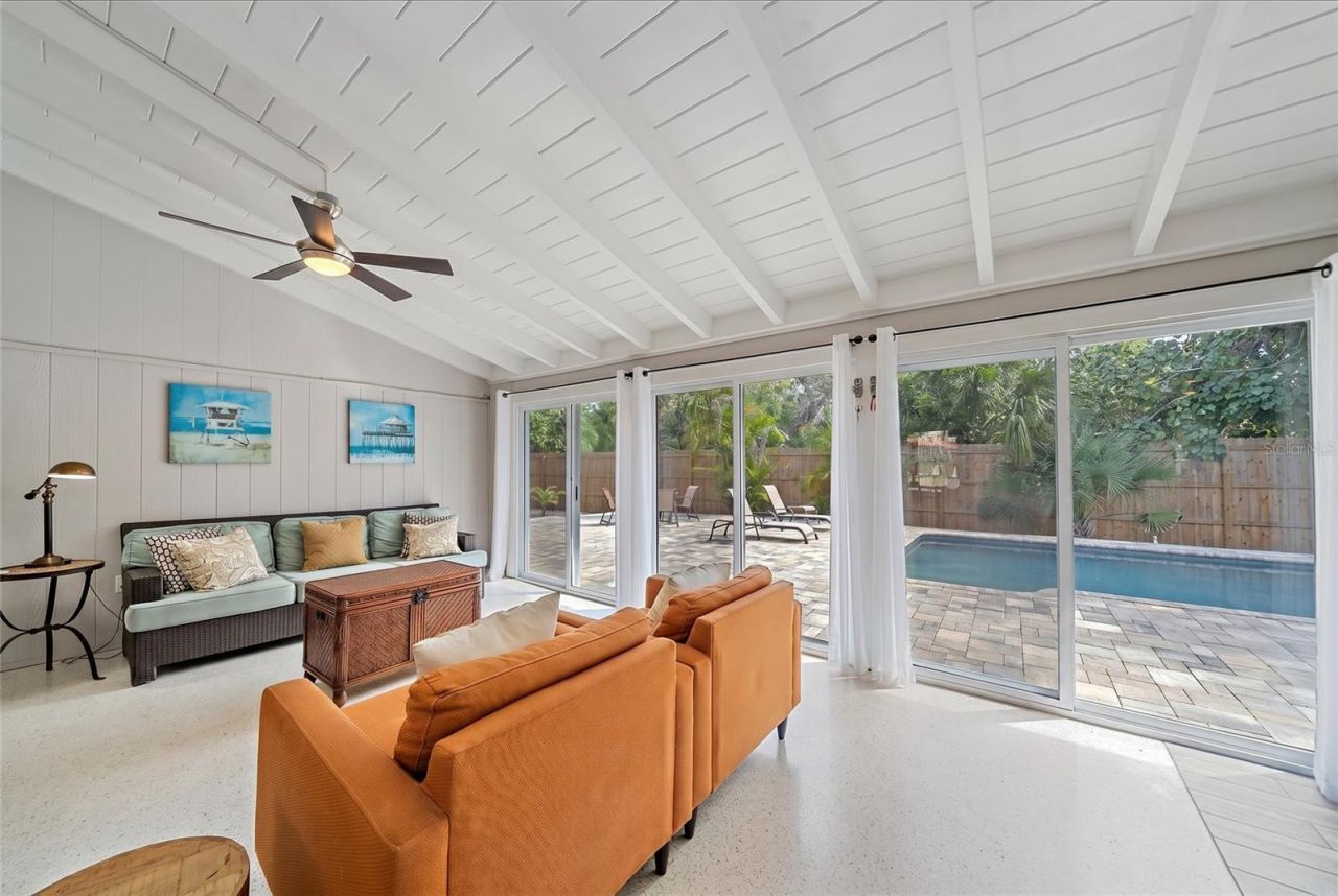 611 Venice Lane, Sarasota, FL 34242 Photo