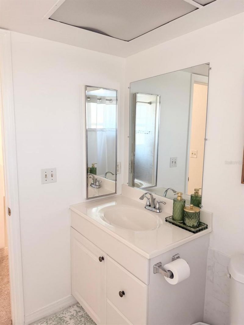 16th Pl, Unit 102, Cape Coral, FL 33914 Photo