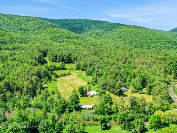 21 Long Road, West Kill, NY 12492