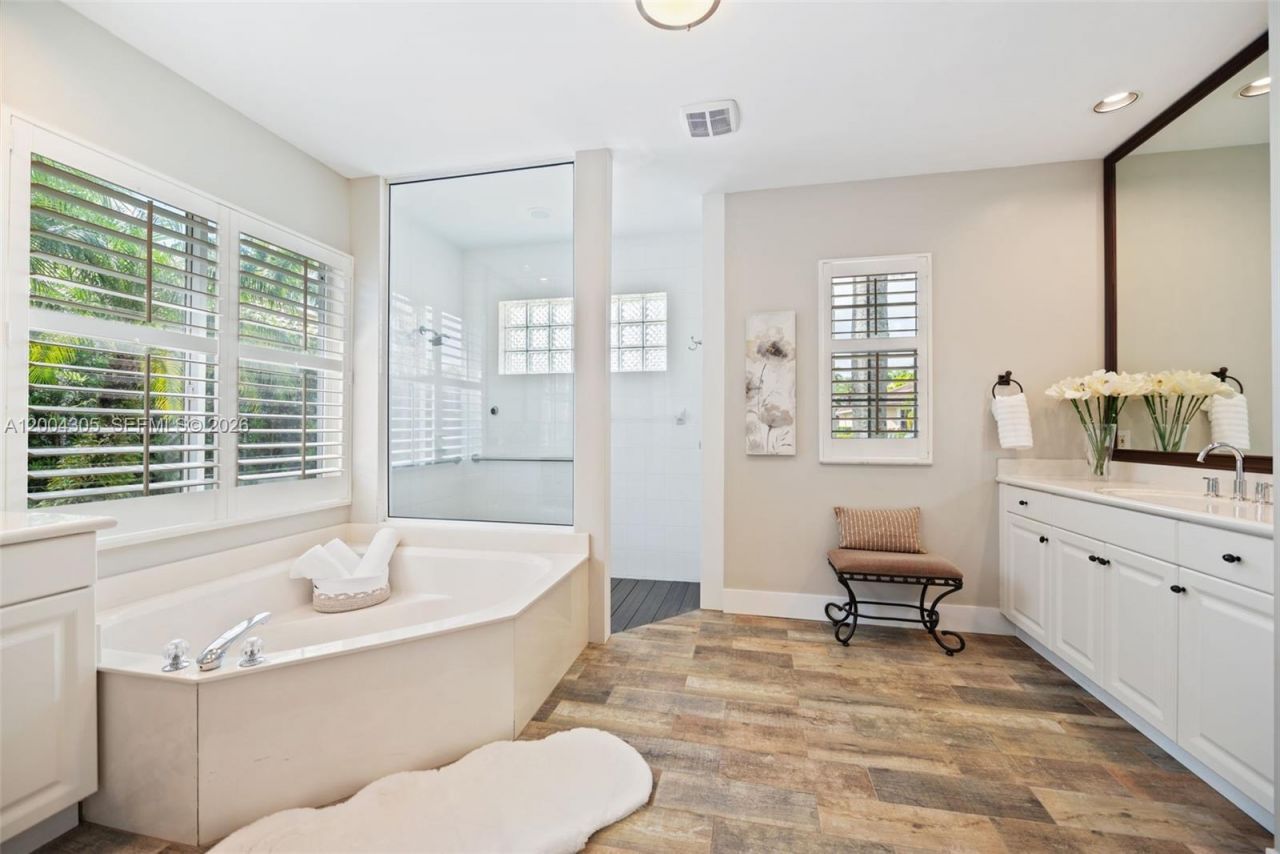 2556 Eagle Run Ln, Weston, FL 33327 Photo