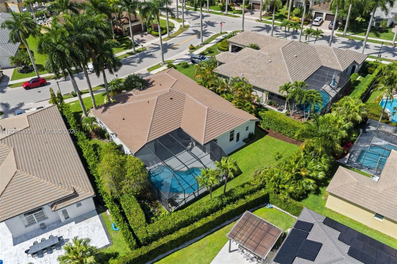 2556 Eagle Run Ln, Weston, FL 33327 Photo