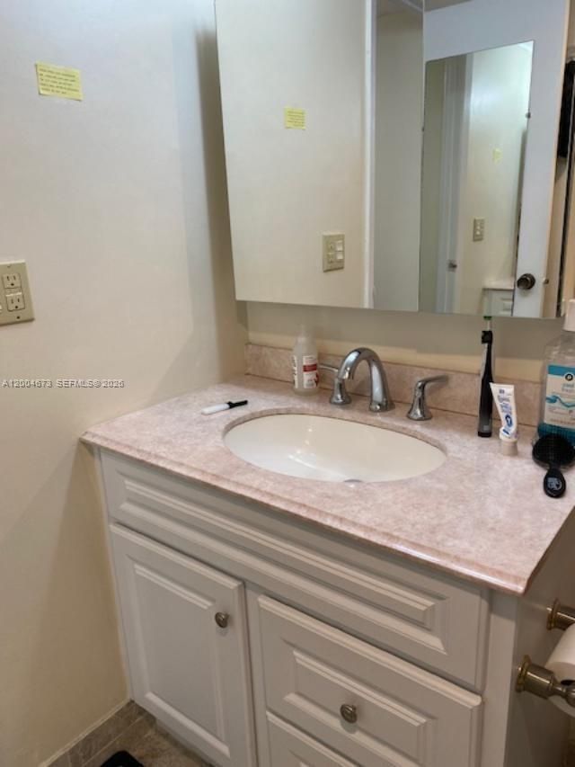 100 Edgewater Dr , Unit 102, Coral Gables, FL 33133 Photo