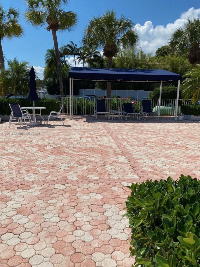 100 Edgewater Dr , Unit 102, Coral Gables, FL 33133 Photo