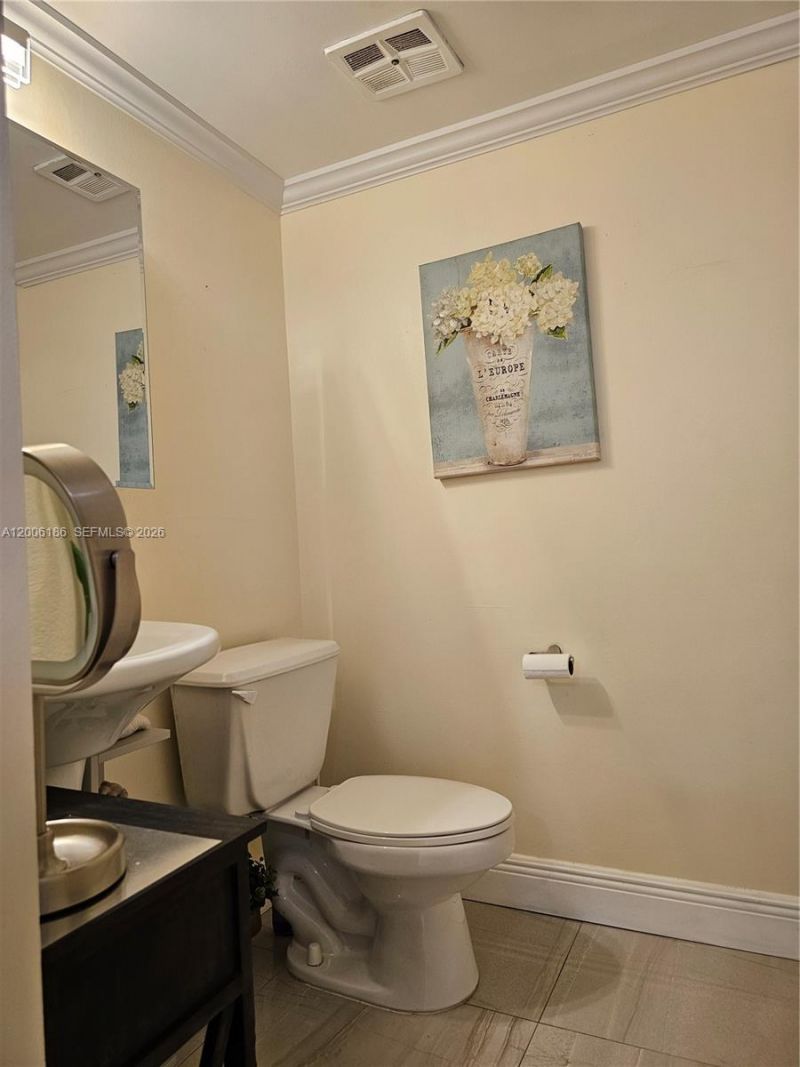 20500 W Country Club Dr, Unit 609, Aventura, FL 33180 Photo