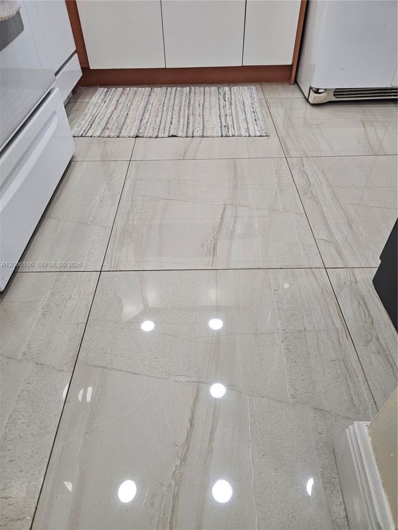 20500 W Country Club Dr, Unit 609, Aventura, FL 33180 Photo