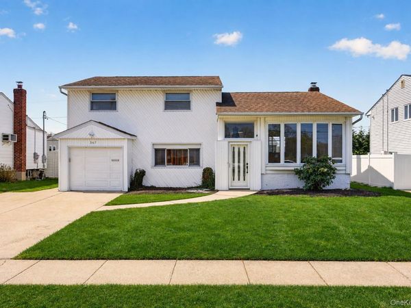 367 Old Westbury Road , East Meadow, NY 11554