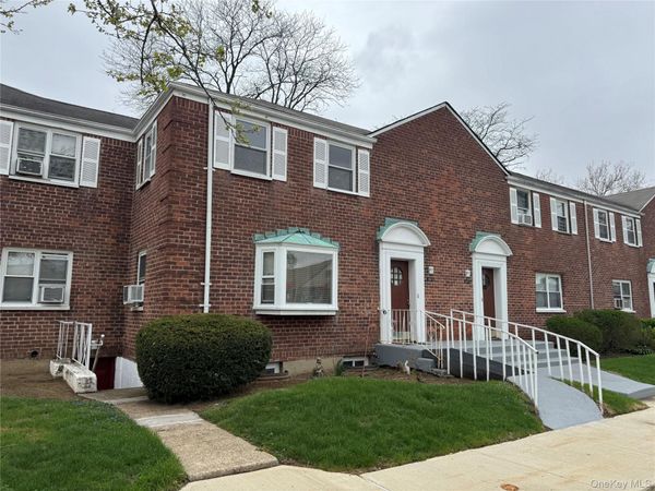 233-16 131st Avenue , Unit Upper, Laurelton, NY 11422