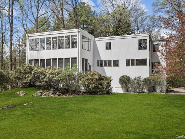 52 Whippoorwill Lake Road , Chappaqua, NY 10514