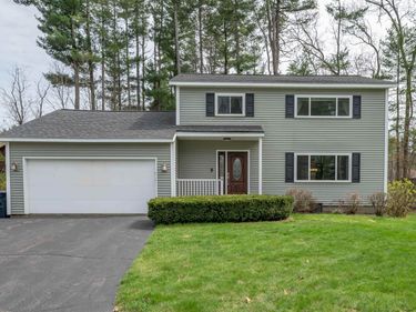 14 Olympia Circle, Nashua, NH 03062