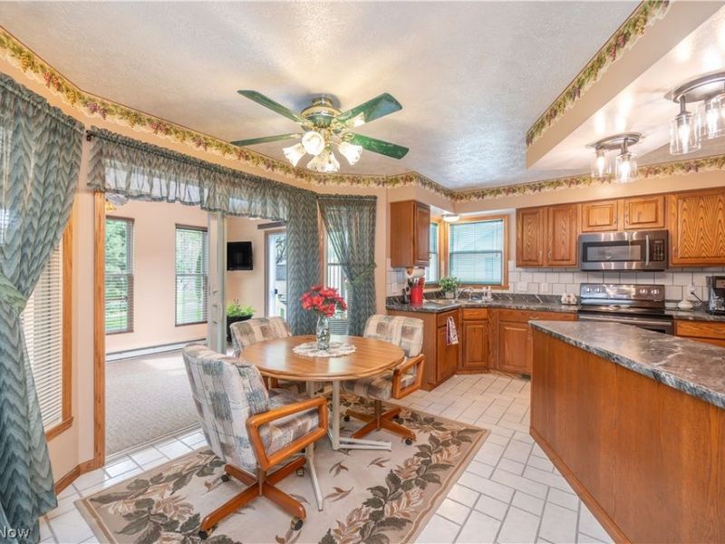 11 Spring Creek Drive, Cortland, OH 44410 Photo 16