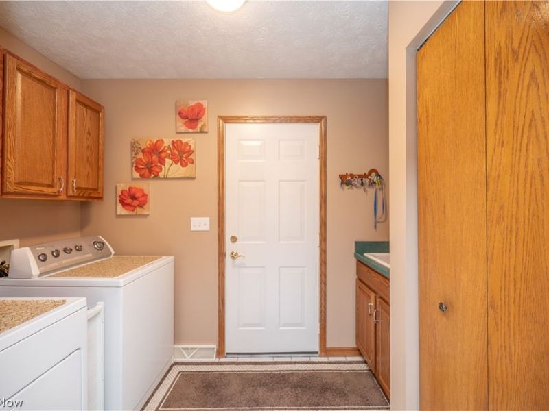 11 Spring Creek Drive, Cortland, OH 44410 Photo 20