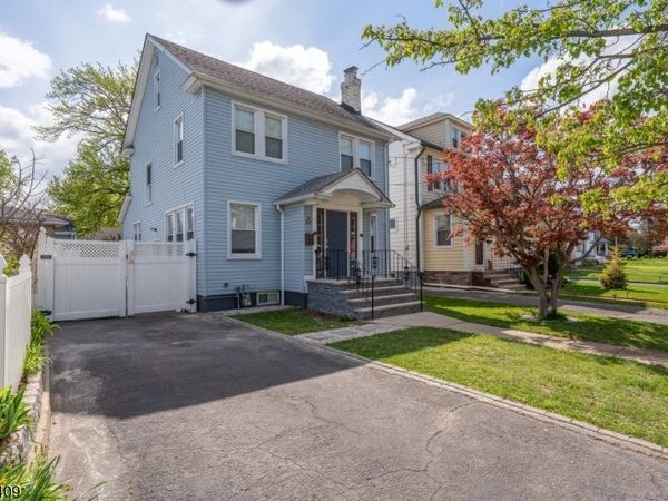 8 Melrose Ter, Elizabeth, NJ 07208