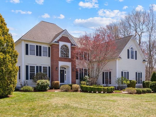 3 Oak Street, Hopkinton, MA 01748