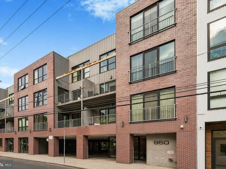 934-950 N 3rd Street, Unit 202, Philadelphia, PA 19123 Main Photo