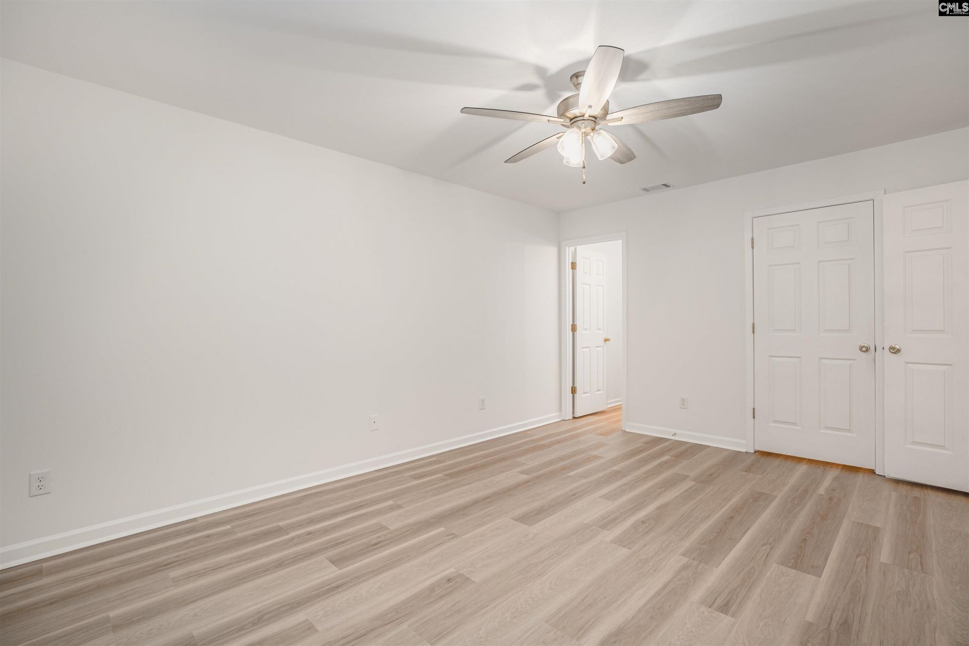 129 Waverly Point Drive  Photo 14