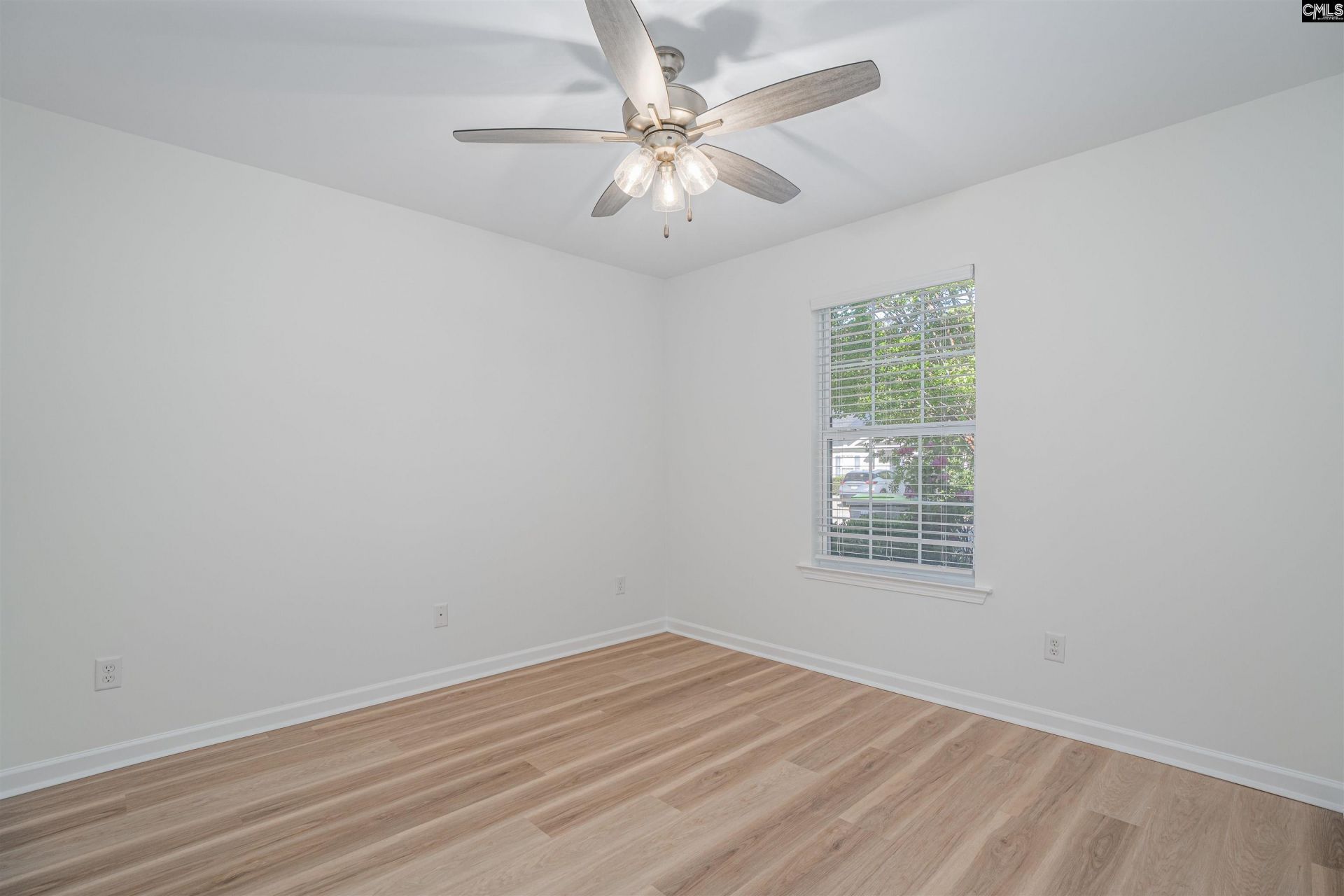 129 Waverly Point Drive  Photo 19