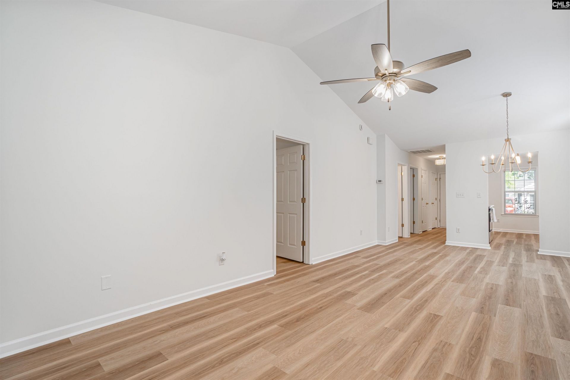 129 Waverly Point Drive  Photo 6