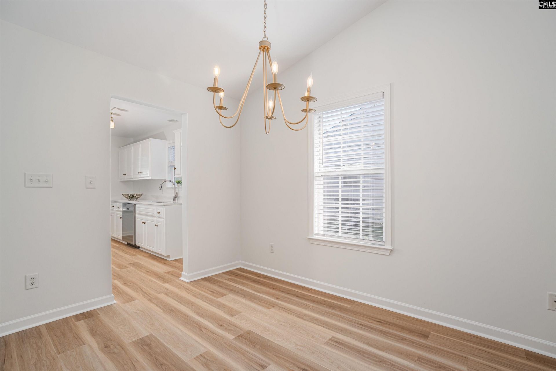 129 Waverly Point Drive  Photo 8