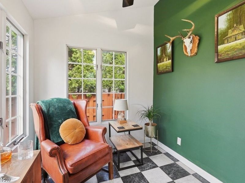 1274 Croyden Road, Lyndhurst, OH 44124 Photo 10