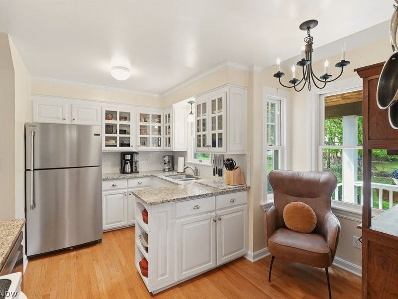 1274 Croyden Road, Lyndhurst, OH 44124 Photo 14