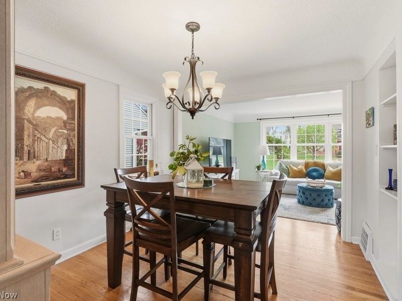 1274 Croyden Road, Lyndhurst, OH 44124 Photo 7