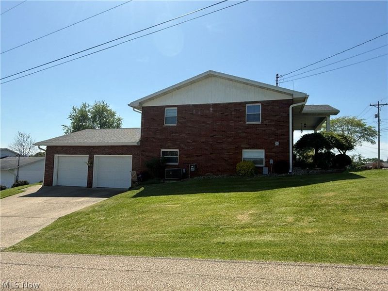 1451 Poplar Avenue, Belpre, OH 45714 Photo 3