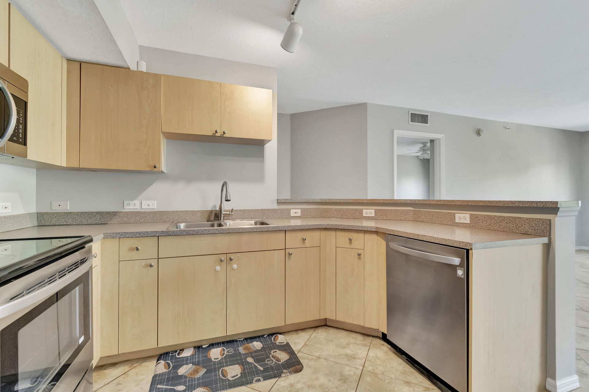 116 Villa Circle, Unit 116, Boynton Beach, FL 33435 Photo