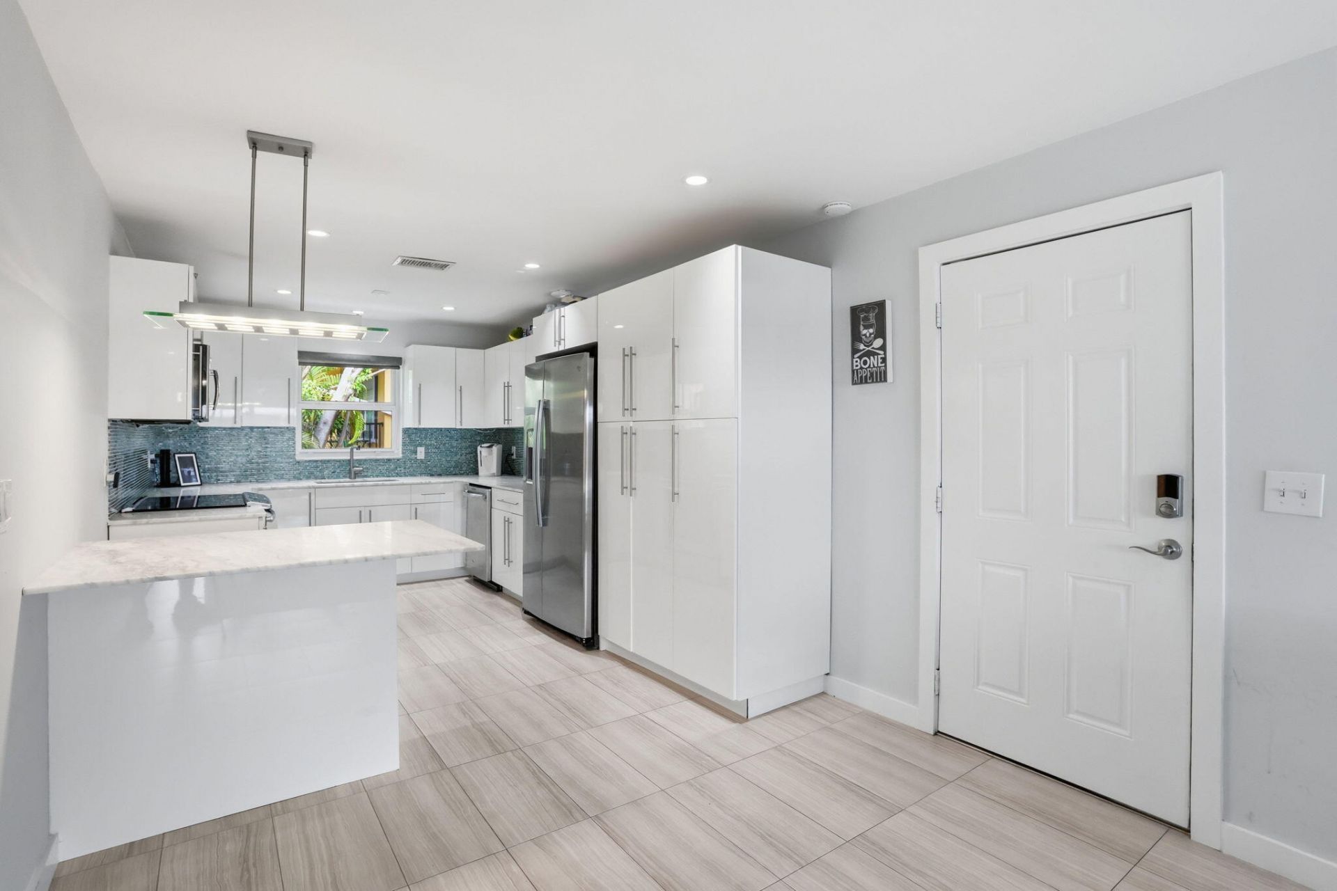 807 NE 1st Street, Unit 6w, Delray Beach, FL 33483 Photo