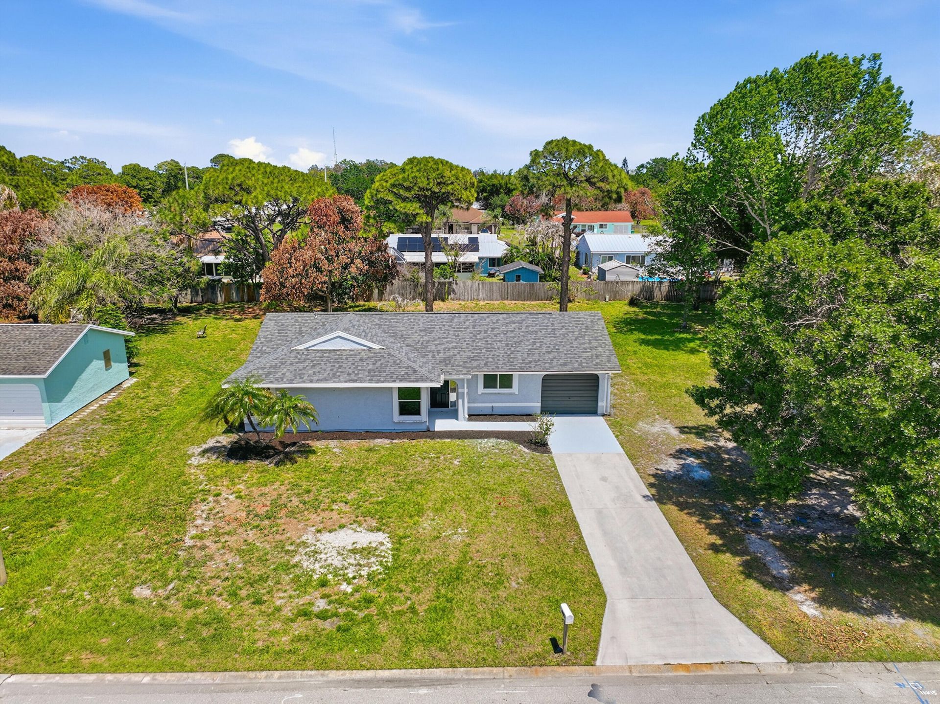 1343 SE Vestridge Lane, Port Saint Lucie, FL 34952 Photo