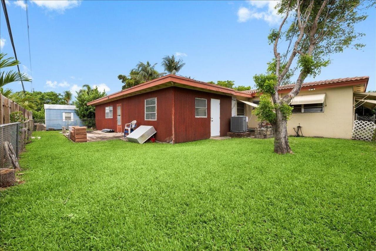 1329 SW 1st Terrace, Pompano Beach, FL 33060 Photo