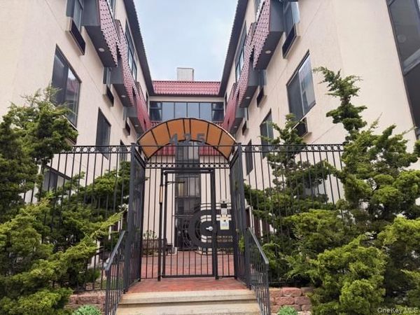 425 Shore Road , Unit 3A, Long Beach, NY 11561